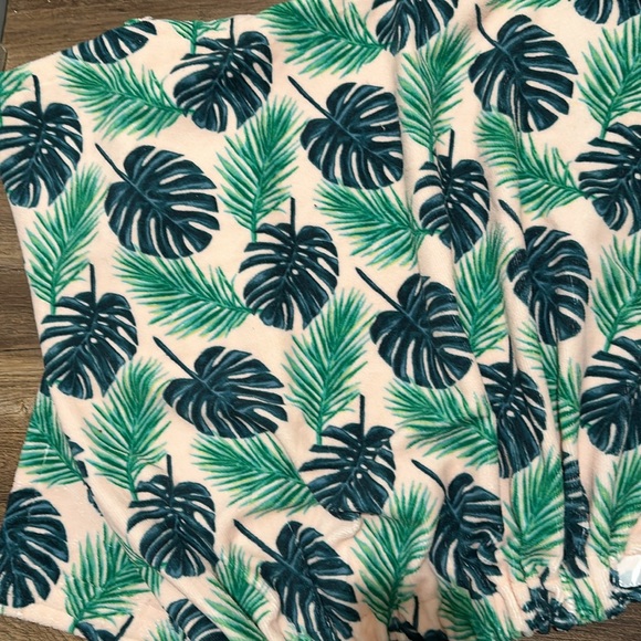 Ok-Tex the big one wrap towel NWOT - Picture 7 of 7